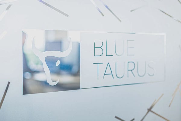 bluetaurus_logo_karriere